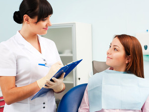 Anahtar teslimi dental implantların Moskova'da fiyatı